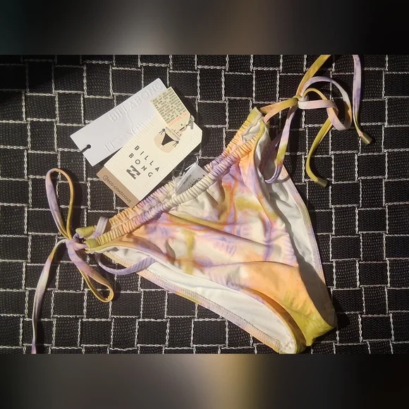 NWT Billabong X It's Now Cool Printed String Bikini Bottom - Picture 2 of 4
